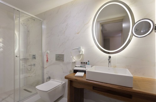 Kadikoy Hotel | İzz Hotel Koşuyolu