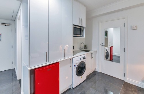 Auckland Central Business District Apartment | Idyllic City Studio Air-Con & Wifi