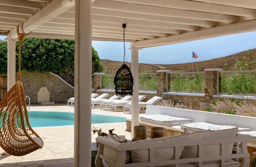 Xilokeratidi Villa | Ilior Retreat Villa