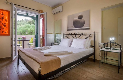 Agios Nikitas Villa | Impressively decorated luxury pool villa,at 3 min from best beaches,privacy