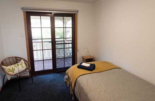 Taranna Cabin | Incredible Water Views Among Bushland on Tasman Peninsula - 6 Bed/6 Bath