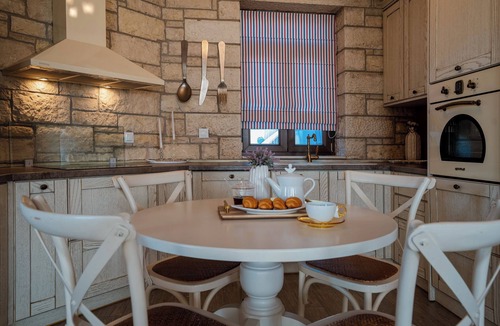 Marathitis Apartment | Indigo private Villa with Pool-Gym-Sauna-BBQ by Hospi