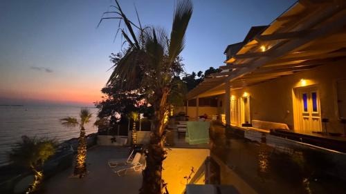 Lassi House | Infinity Beach House by KLV