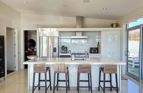 Lake Tekapo House | Infinity Lakeview Sum