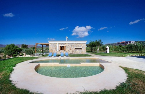 Korfalonas Villa | Iridanos Villa with 3 bedrooms and private pool, 400 meters from the beach