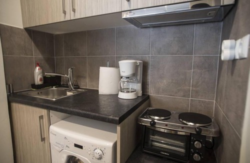 Athens City Centre Apartment | Iris guest house