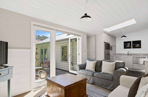 South Hobart House | Irresistible Historic Cottage, close to the CBD