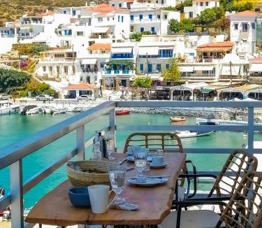 Mpatsi Apartment | Isalos Stay Andros