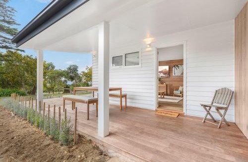 Adventure Bay House | Island Views 2 Br cottage Adventure Bay