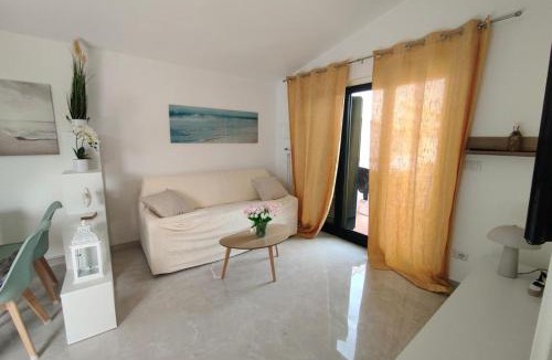 Contrada Taverna Apartment | Apartment - Sleeps 4 - Pool - Parking