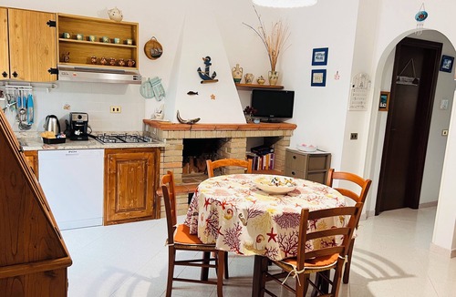 Sant'Andrea Apostolo dello Ionio House | Casa rita - beach house with garden and bbq grill