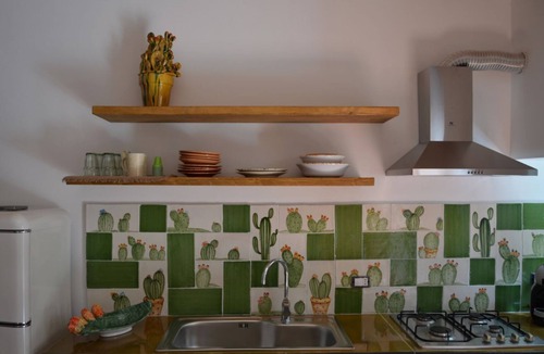 Santo Stefano di Camastra Apartment | Prickly Pear Appartament