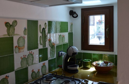 Santo Stefano di Camastra Apartment | Prickly Pear Appartament