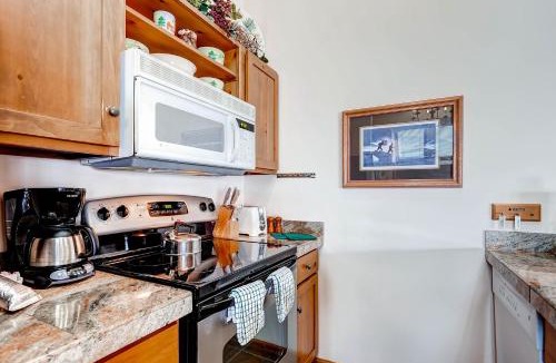 River Run Apartment | Jackpine 8021
