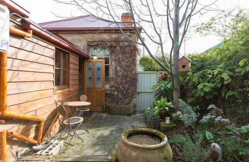 North Hobart Cottage | Jane Cottage 1855 - Tasmania
