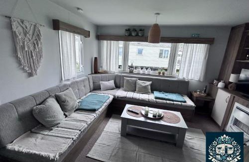 Ayr Other | Jazmine's Place