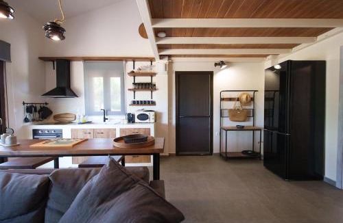 Dhikella House | Jimmy Jo