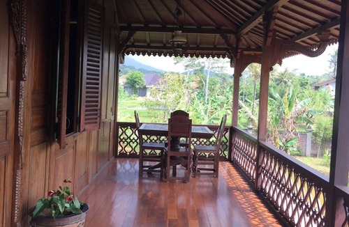 Semarang Villa | Joglo Java