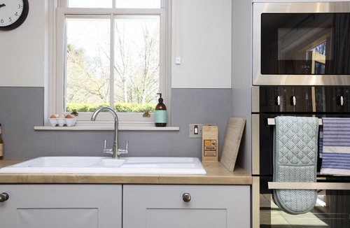 North Berwick Apartment | JOIVY - Stunning 3 Bed Lodge With Gardens At Gilmerton House