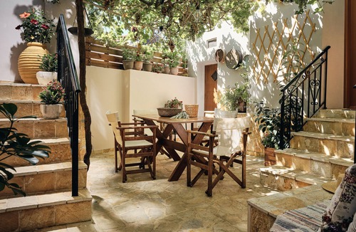 Agios Leon House | Joya Village House with private yard