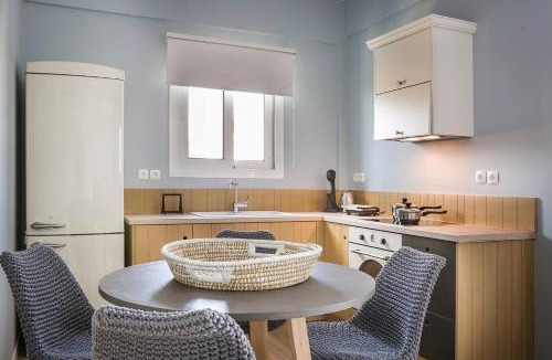 Mazarakata Apartment | Julia's Luxury Suites #1
