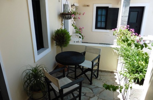 Heraklion Apartment | Julie's studio in Kokkini Hani, 2 mins walk to beach. Near famous theme parks!