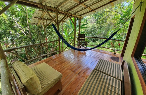 Portalon Cabin | Jungle Cabin - Walking distance from the river!