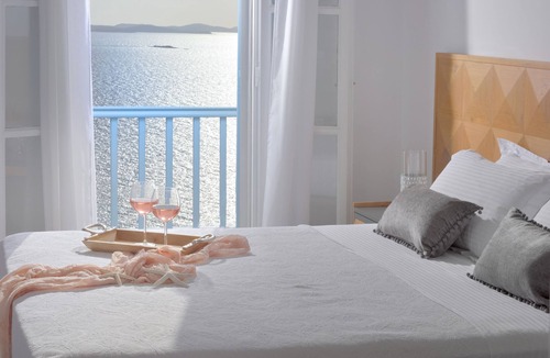 Agios Stefanos House | Junior Suite with Sea View