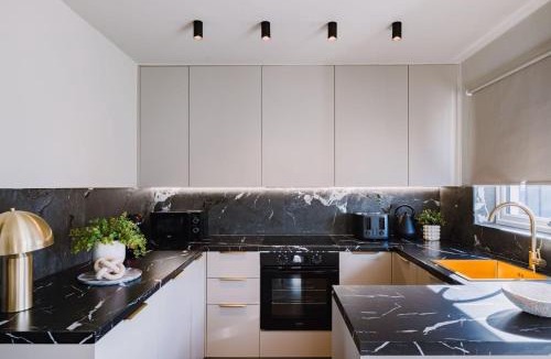 East End House | JW Executive ApartHouse
