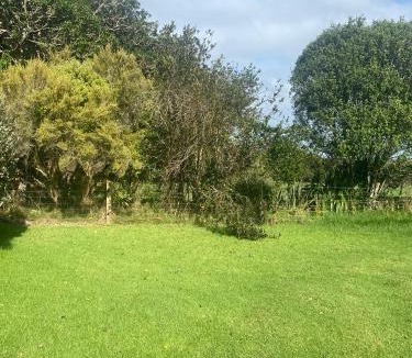 Papakura Bed & Breakfast | Kakariki Cottage