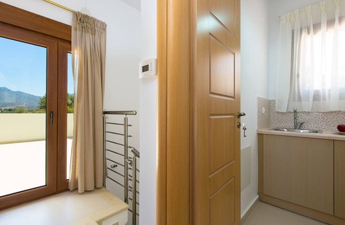 Achlades Villa | Kampos Villa I, Nature Living with Heated Pool