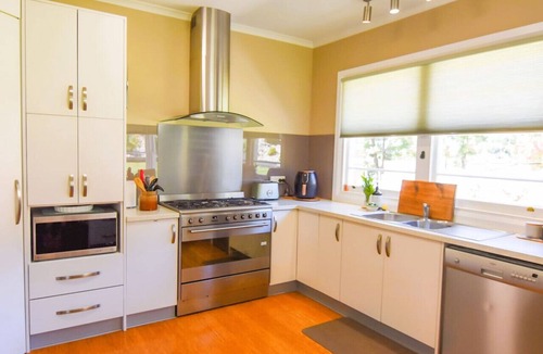 Dover House | kanangra - Aboriginal for beautiful view