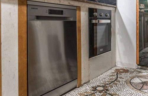 Shkoder House | “Kanuni” - Authentic Albanian House by PikHost