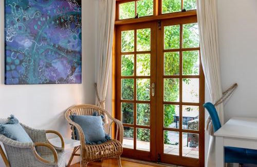 Mount Stuart Villa | Kate Owen Art House