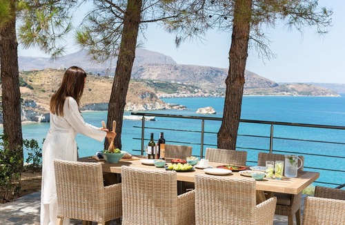 Katochori Villa | KEA, above the sea, superb views, near beach.