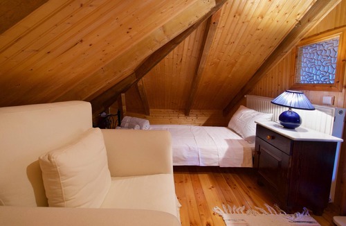 Mazarakata House | Kefalonian Kastro Pool Villa