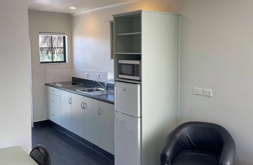 Hawera Hotel | Kerry Lane Motel