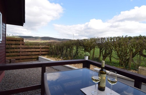 Dumfries Cottage | KESTREL LODGE, pet friendly, character holiday cottage in Dumfries