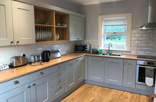 Tongue House | Kildinguie - Traditional Cottage - on NC 500 Route
