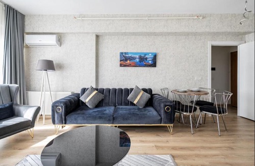 Esenyurt Apartment | King Suite TH28