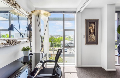 Mount Eden Apartment | Kingsland, Auckland 2BR 2Bath 2CarPark Apt