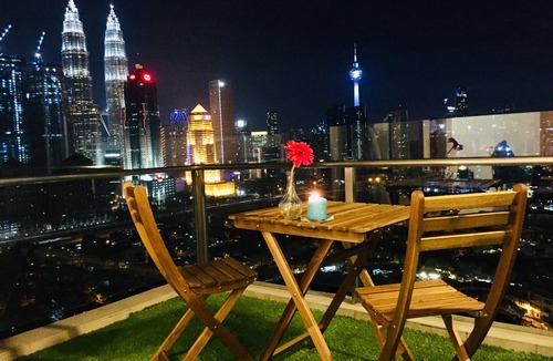 Malaysian Police Training Centre Condo | KLCC City Center View Skyline Luxury and Comfortable Condo Infinity Sky Pool