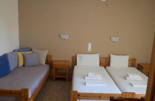 Neos Pirgos House | Kochili Apartments