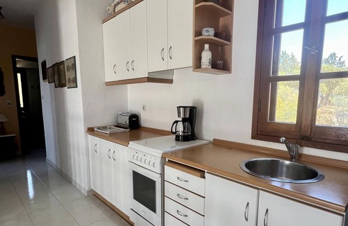 Sithonia Apartment | Komfortable holiday apartment with unique view, directly at the sea, Wifi, Ormos