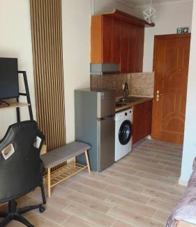 Serres Apartment | KOMNINON 90-92 15min walk to CITY CENTER