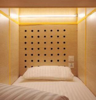 Kebon Sirih Hostel | Konko Hostel Jakarta