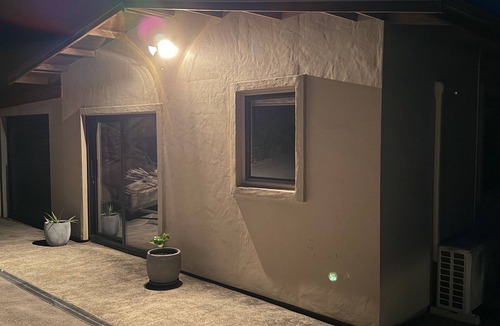 Tataraimaka Apartment | Kotare View- Studio Accommodation, Tataraimaka