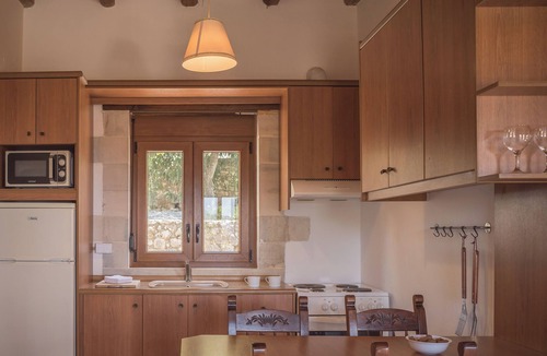 Mylopotamos Villa | Koules Estate-Iris, with Pool & BBQ, an Agricultural barn for Nature lovers