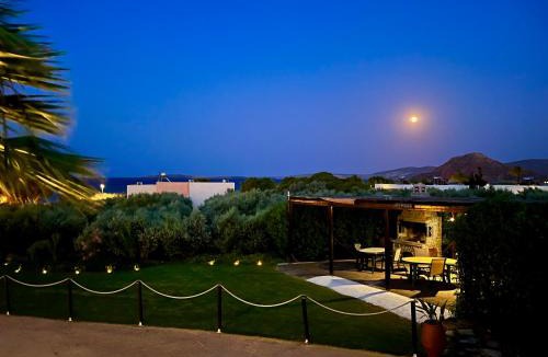 Palekastro Apartment | "Kouremenos Beach" seaside Apartments
