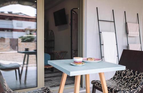 Troulos Apartment | KT Villa